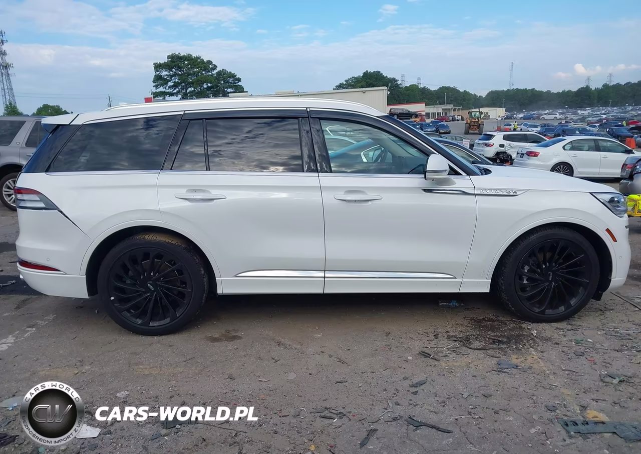 2022 Lincoln Aviator Reserve VIN:5LM5J7XC5NGL00992 - 13