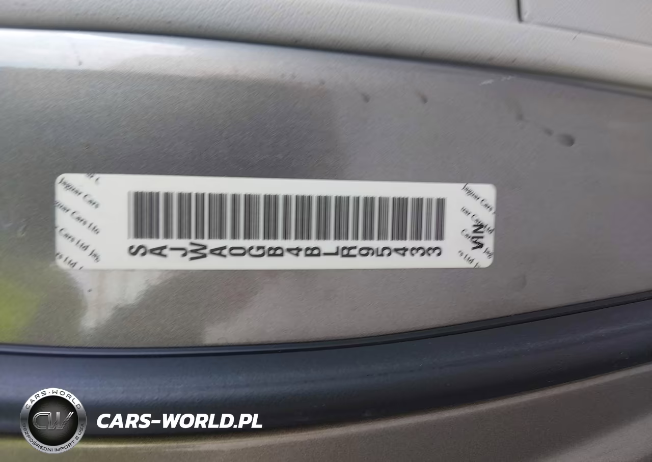 2011 Jaguar Xf Premium VIN:SAJWA0GB4BLR95433 - 9