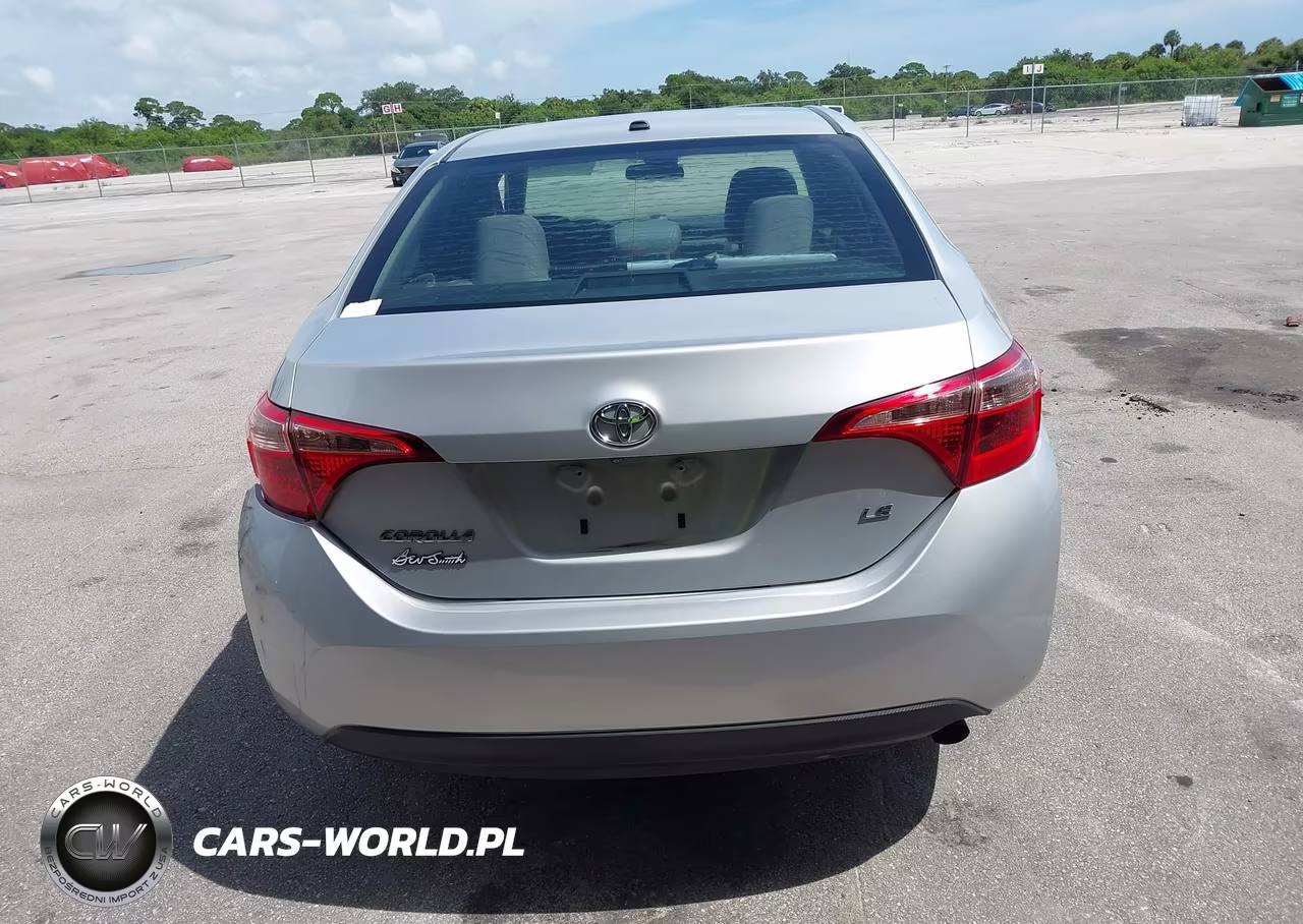 2019 Toyota Corolla Le VIN:5YFBURHE2KP927057 - 16