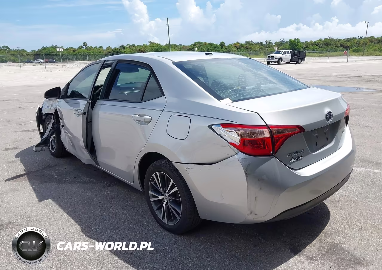 2019 Toyota Corolla Le VIN:5YFBURHE2KP927057 - 3