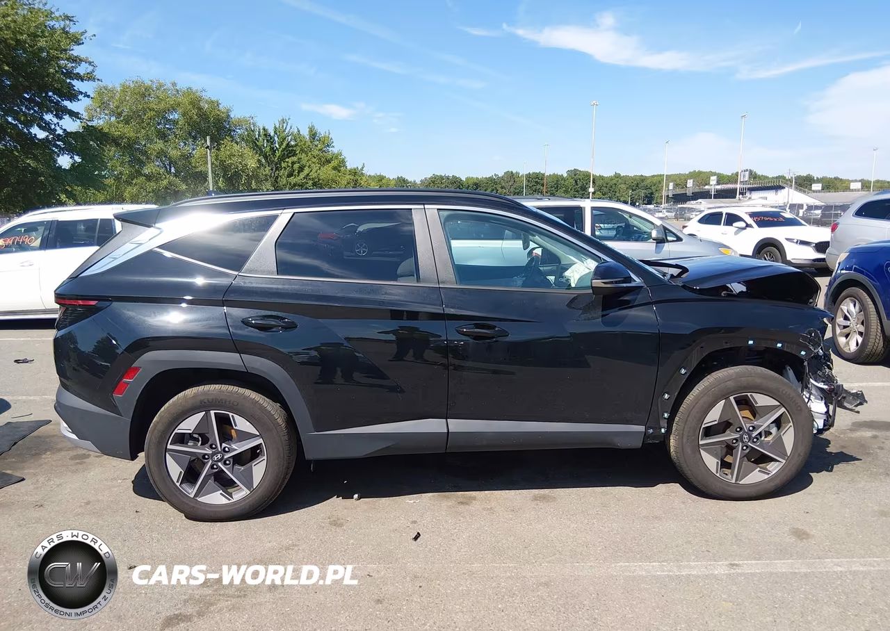 2026 Hyundai Tucson Sel Premium VIN:5NMJCCDE4TH625668 - 13