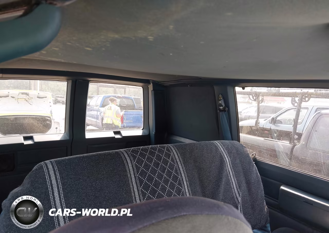 1990 Chevrolet Astro VIN:1GNDM15ZXLB148319 - 8