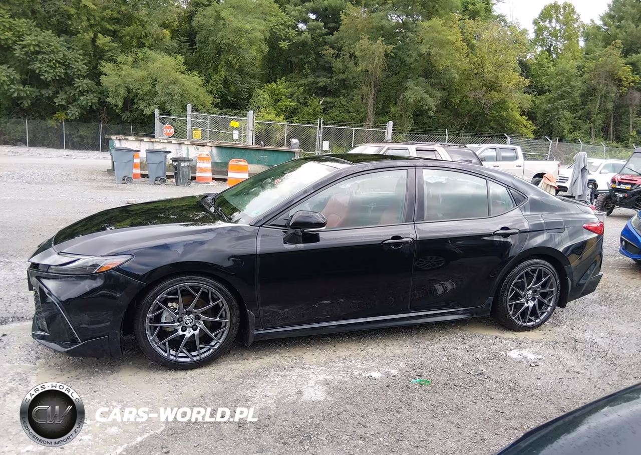 2025 Toyota Camry Xse VIN:4T1DAACK2SU537977 - 14