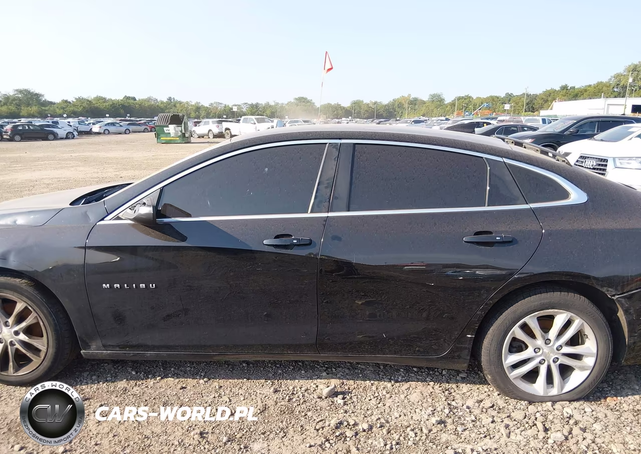 2016 Chevrolet Malibu 1Lt VIN:1G1ZE5ST3GF251477 - 14