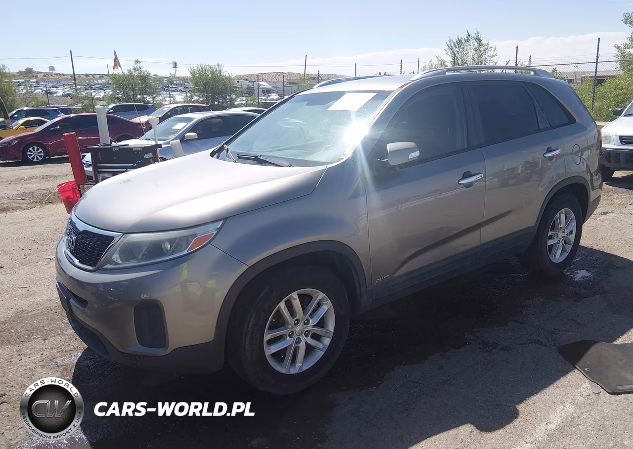 2015 Kia Sorento Lx V6 VIN:5XYKTDA79FG649625 - 2