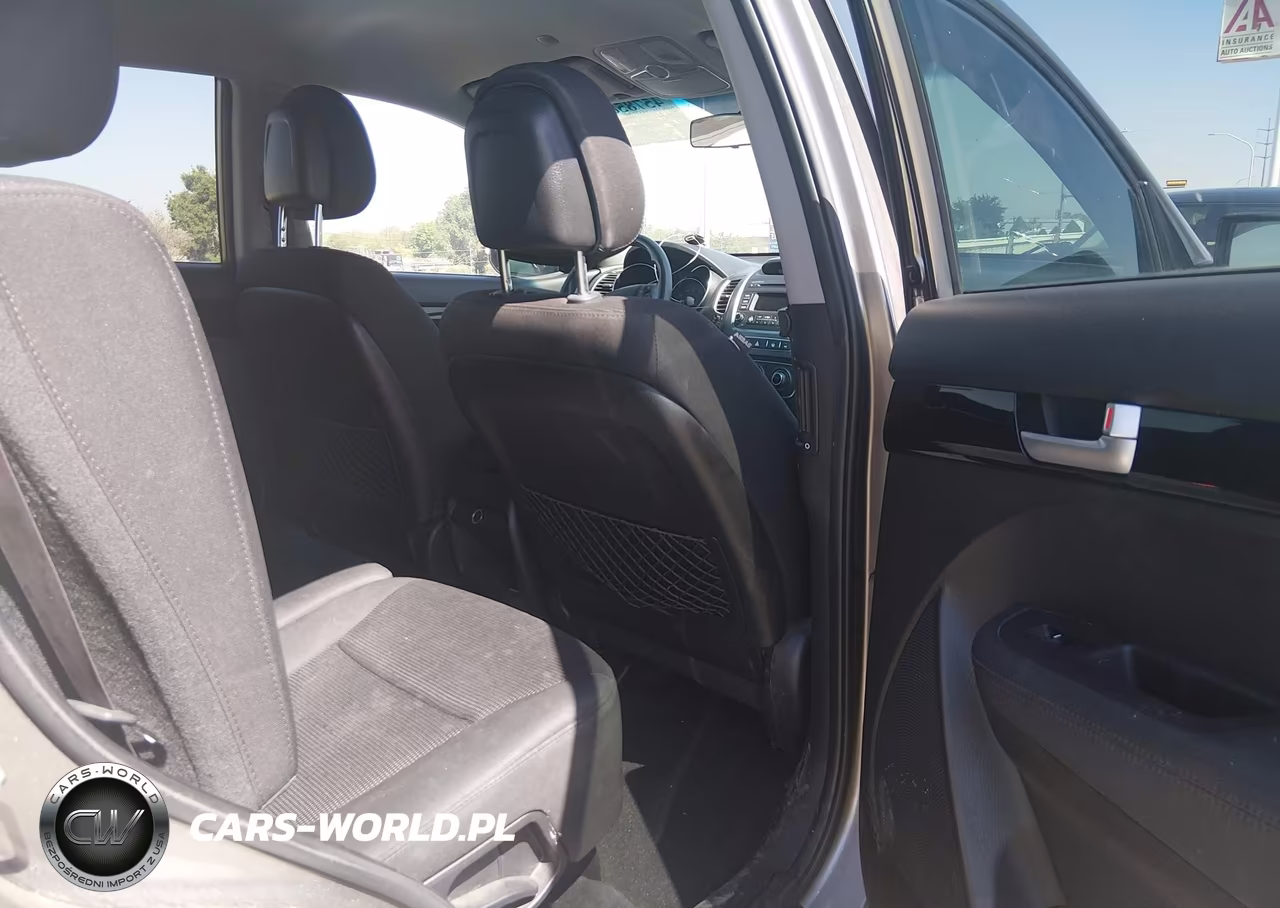 2015 Kia Sorento Lx V6 VIN:5XYKTDA79FG649625 - 8