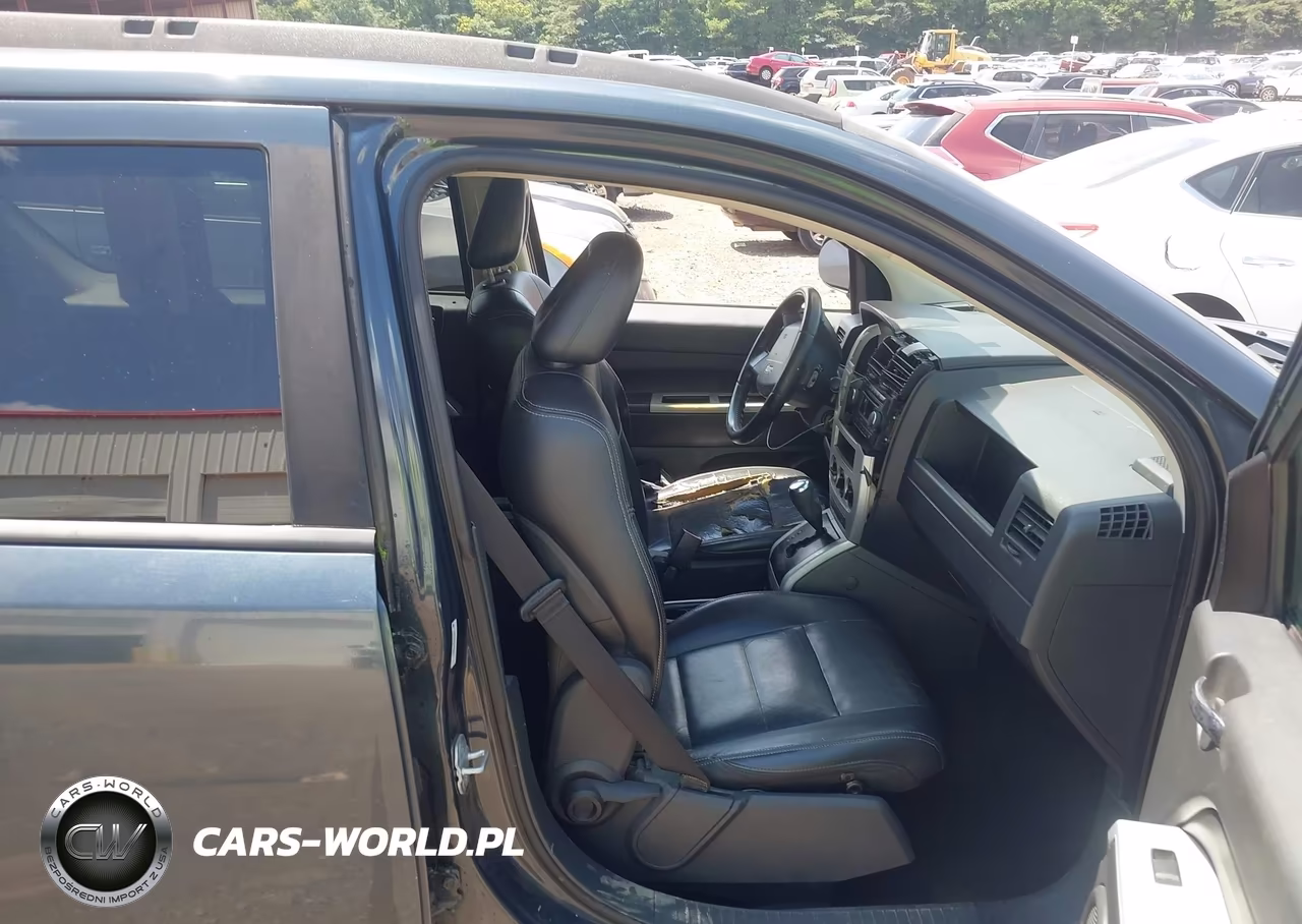 2008 Jeep Compass Limited VIN:1J8FF57W68D693685 - 5