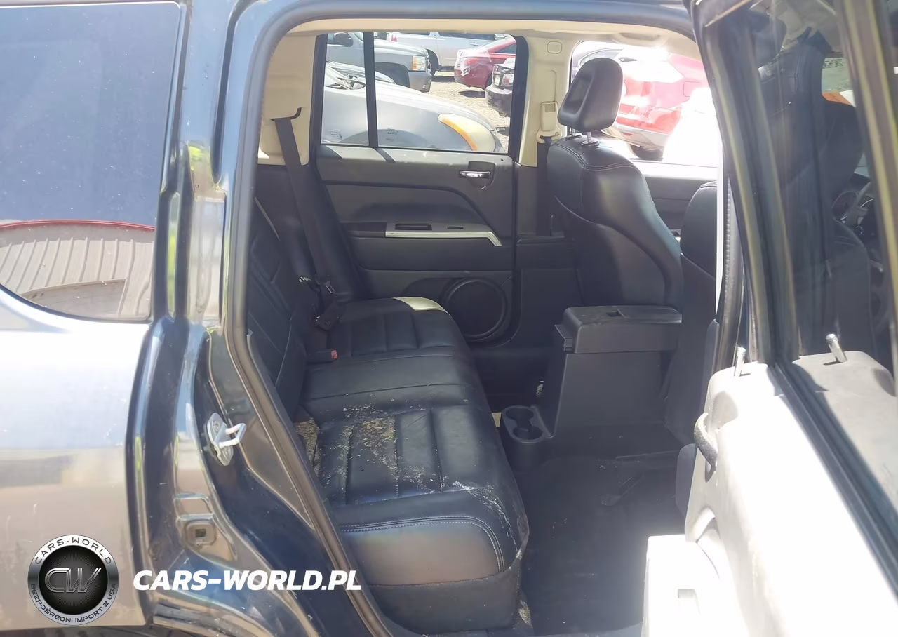 2008 Jeep Compass Limited VIN:1J8FF57W68D693685 - 8