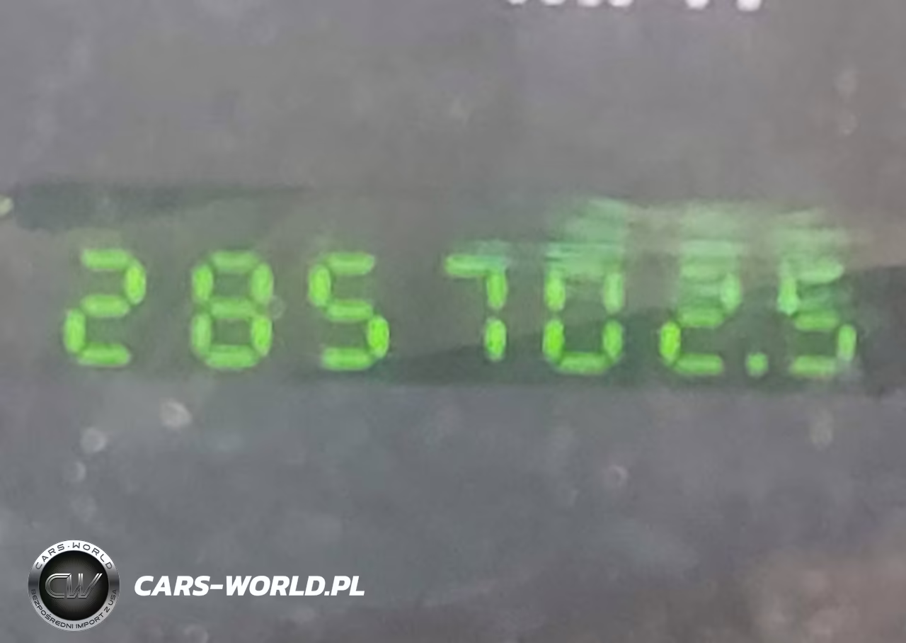 1999 Ford Expedition Eddie Bauer-Xlt VIN:1FMPU18L2XLB50249 - 16