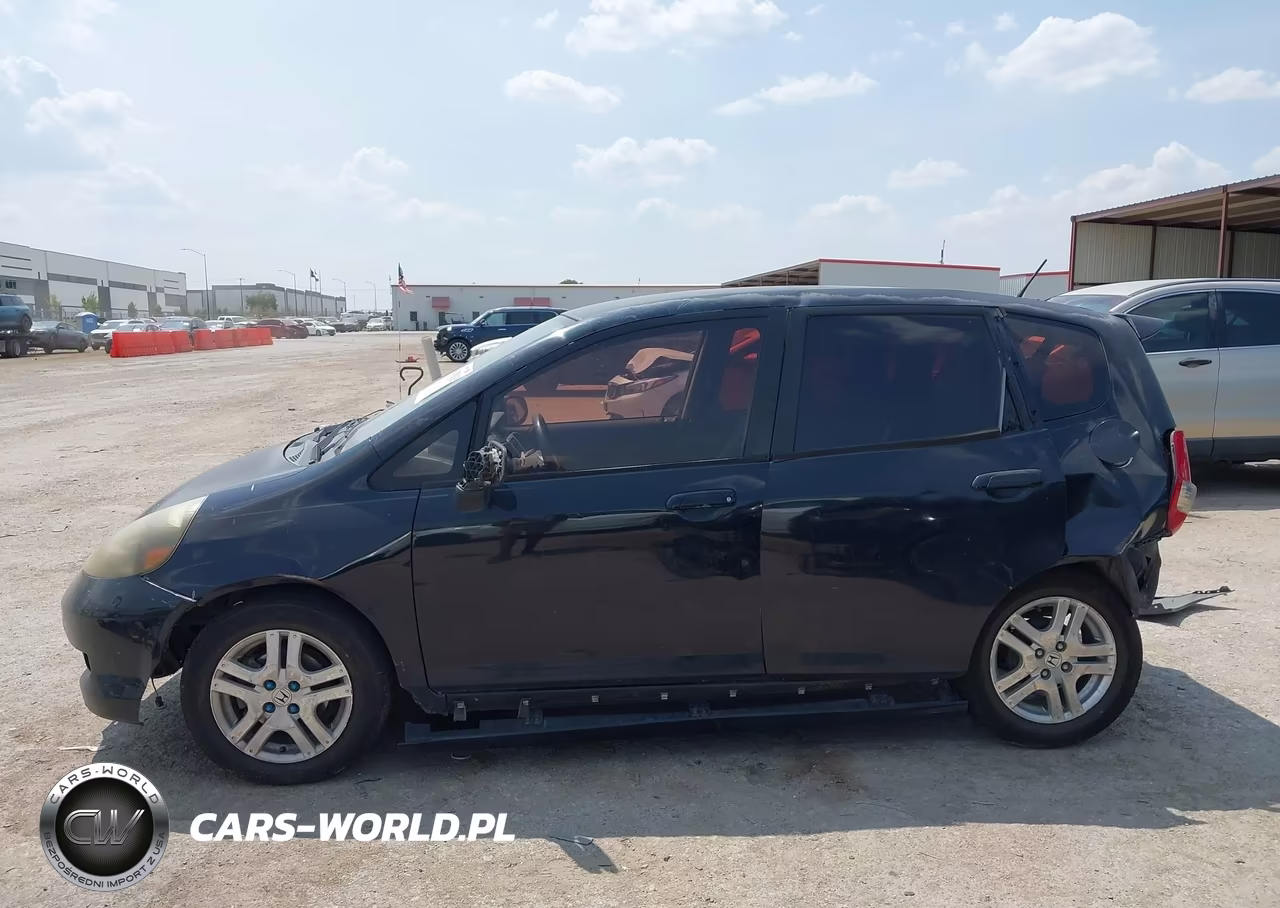2007 Honda Fit Sport VIN:JHMGD38647S024473 - 15