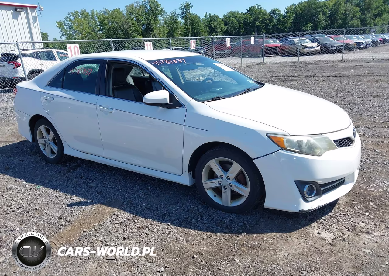 2012 Toyota Camry Se – zdjęcie 1 z 11