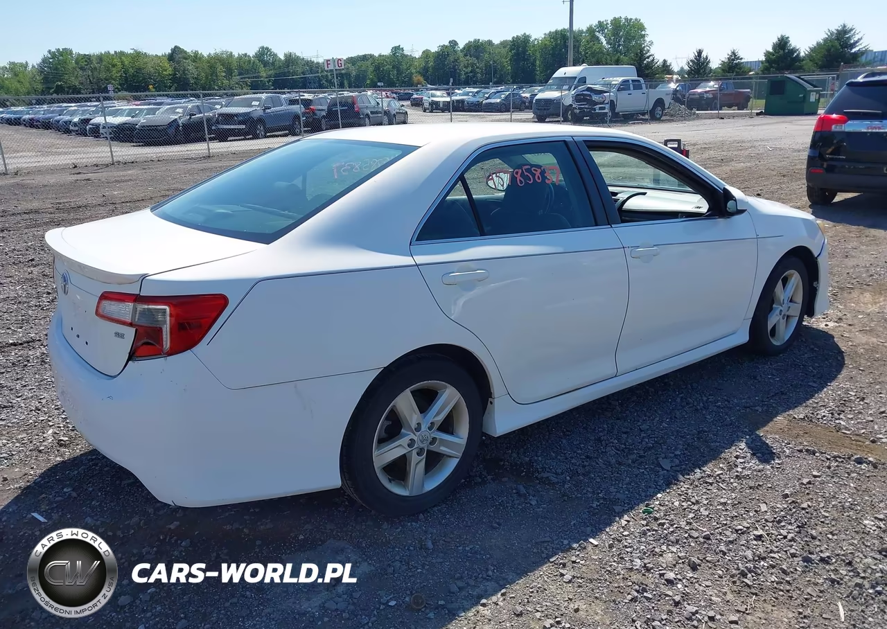 2012 Toyota Camry Se VIN:4T1BF1FK8CU545667 - 4