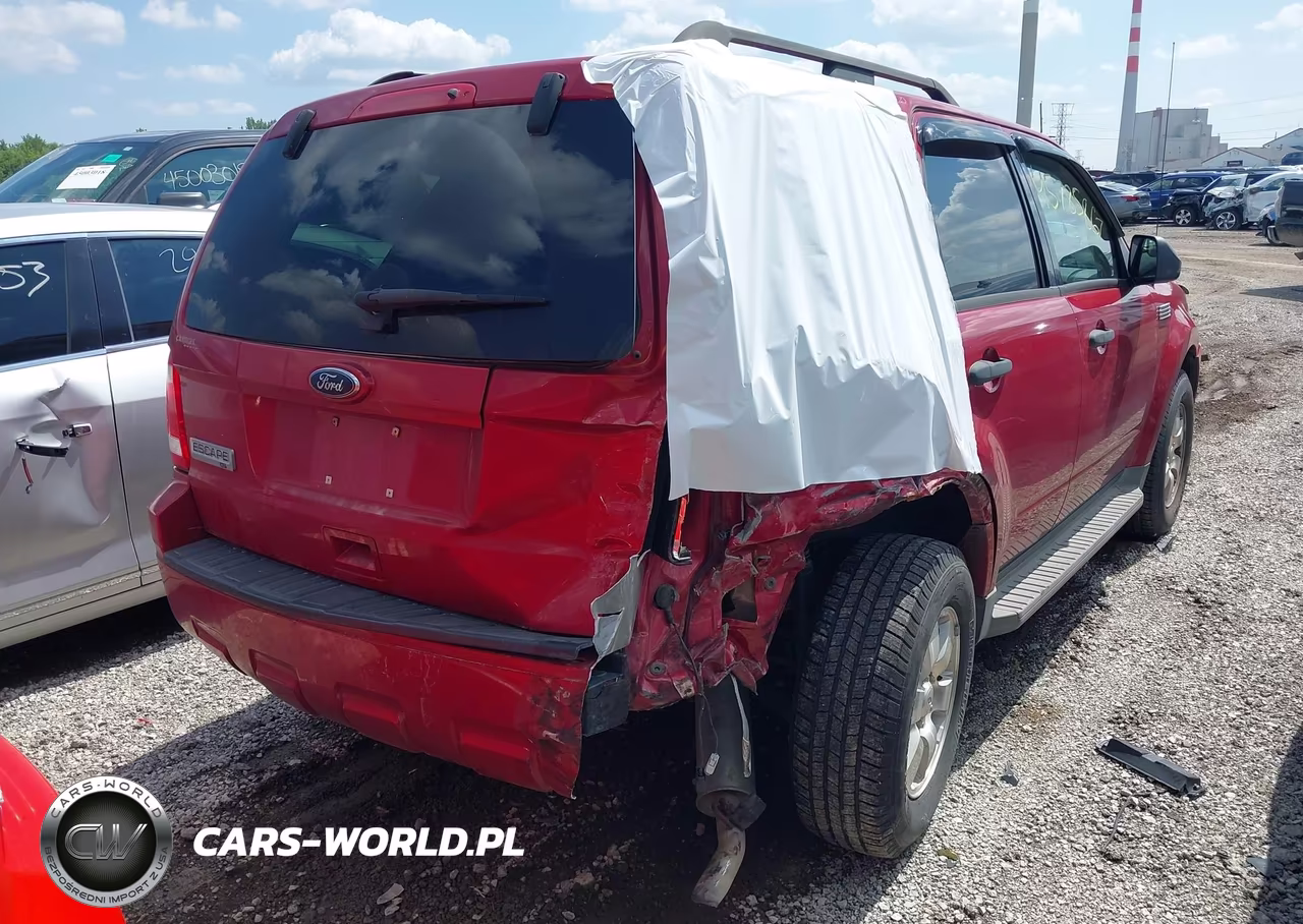 2010 Ford Escape Xlt VIN:1FMCU9D74AKD20968 - 4