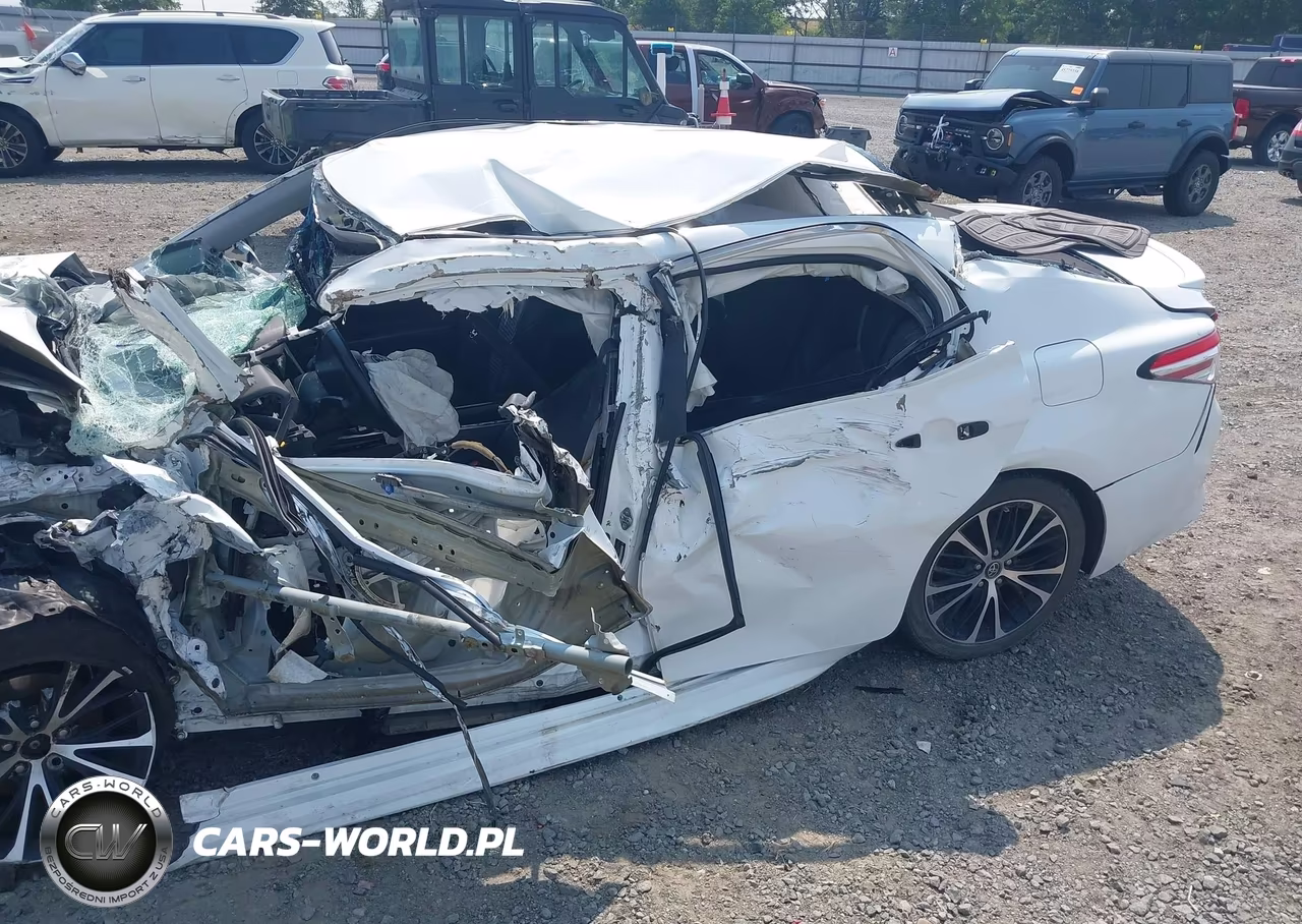 2020 Toyota Camry Se VIN:4T1G11AK3LU355500 - 21