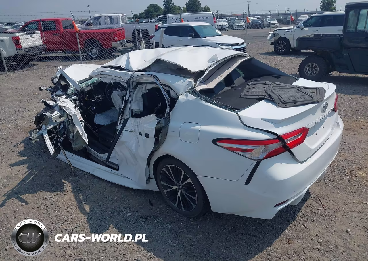 2020 Toyota Camry Se VIN:4T1G11AK3LU355500 - 22