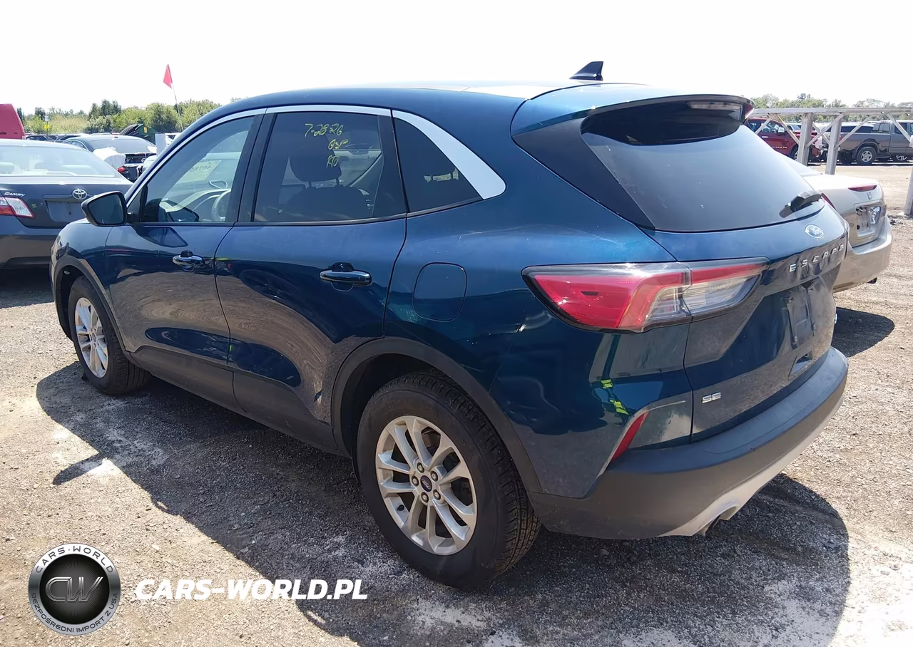 2020 Ford Escape Se VIN:1FMCU0G61LUA39989 - 3