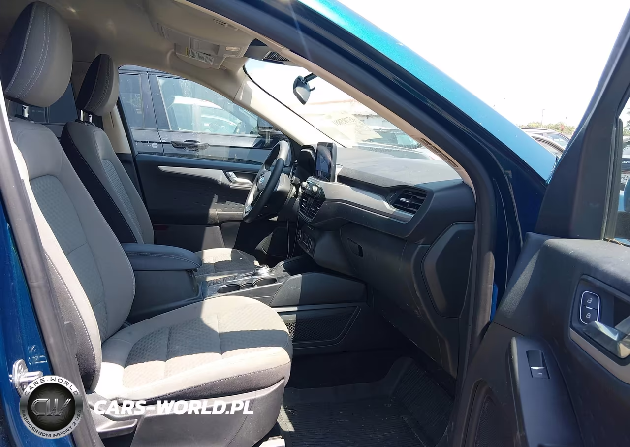 2020 Ford Escape Se VIN:1FMCU0G61LUA39989 - 5