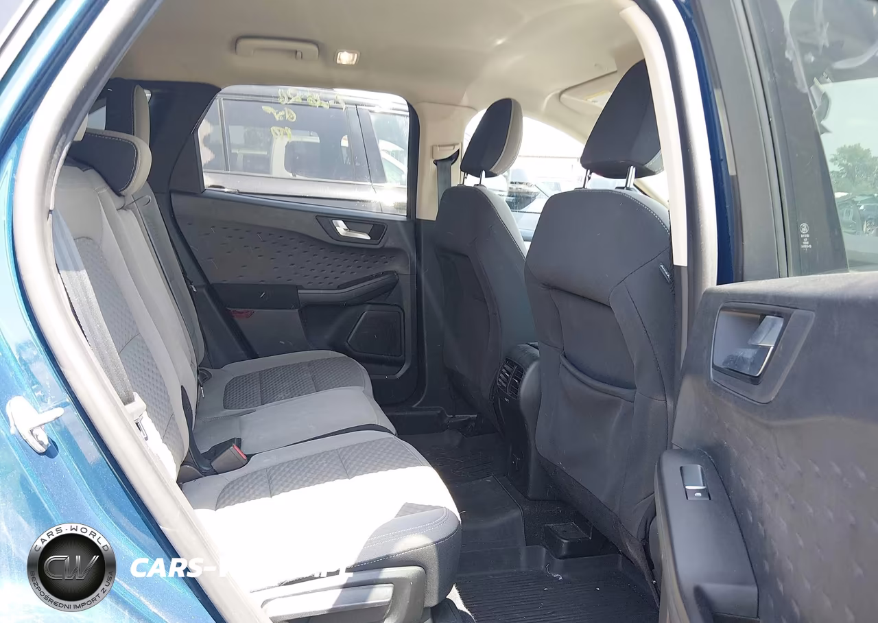 2020 Ford Escape Se VIN:1FMCU0G61LUA39989 - 8