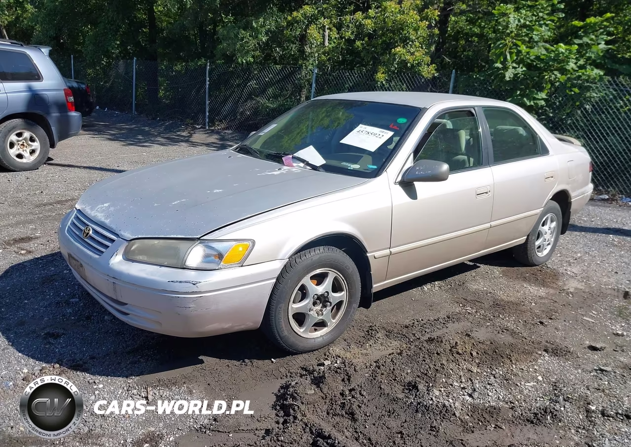 1998 Toyota Camry Le VIN:4T1BG22K3WU194163 - 2