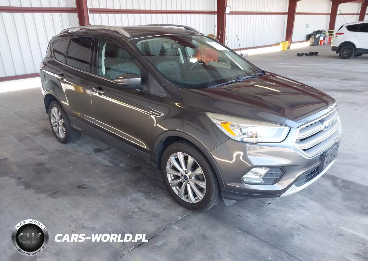 2017 Ford Escape Titanium – zdjęcie 1 z 16