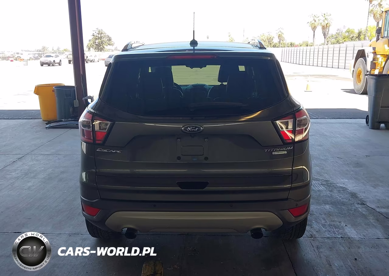 2017 Ford Escape Titanium VIN:1FMCU0JD7HUC80647 - 16