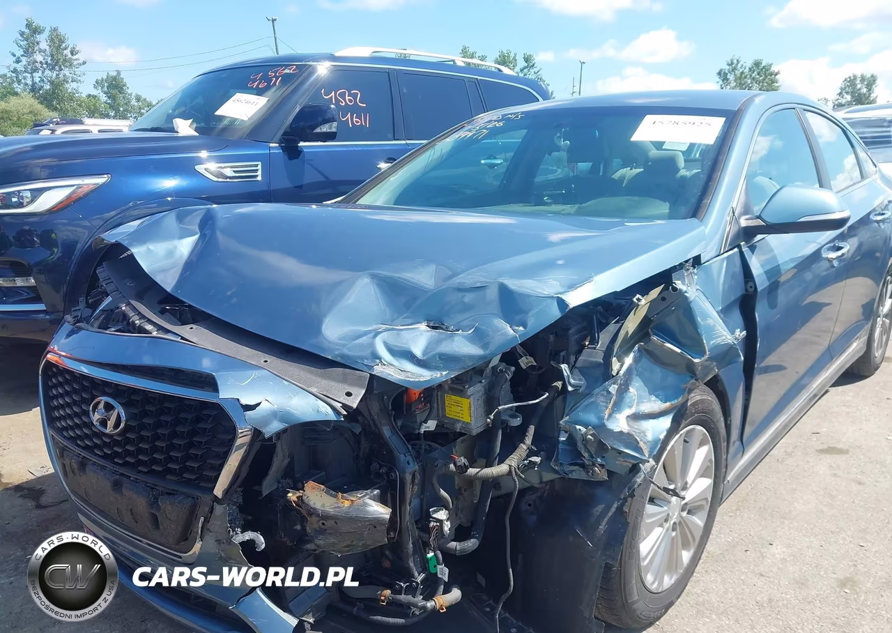 2016 Hyundai Sonata Hybrid Se VIN:KMHE24L1XGA032496 - 6