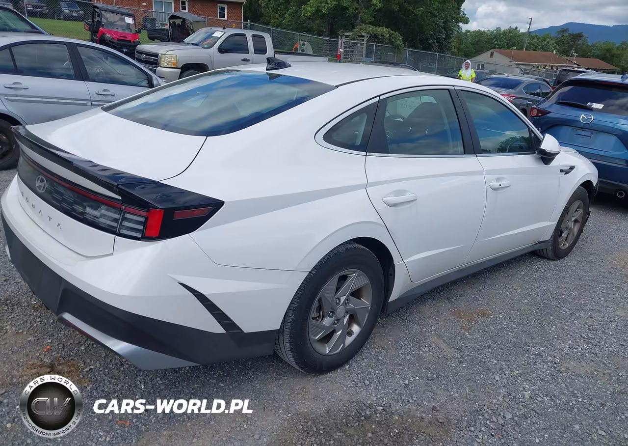 2025 Hyundai Sonata Se VIN:KMHL24JA1SA500845 - 4