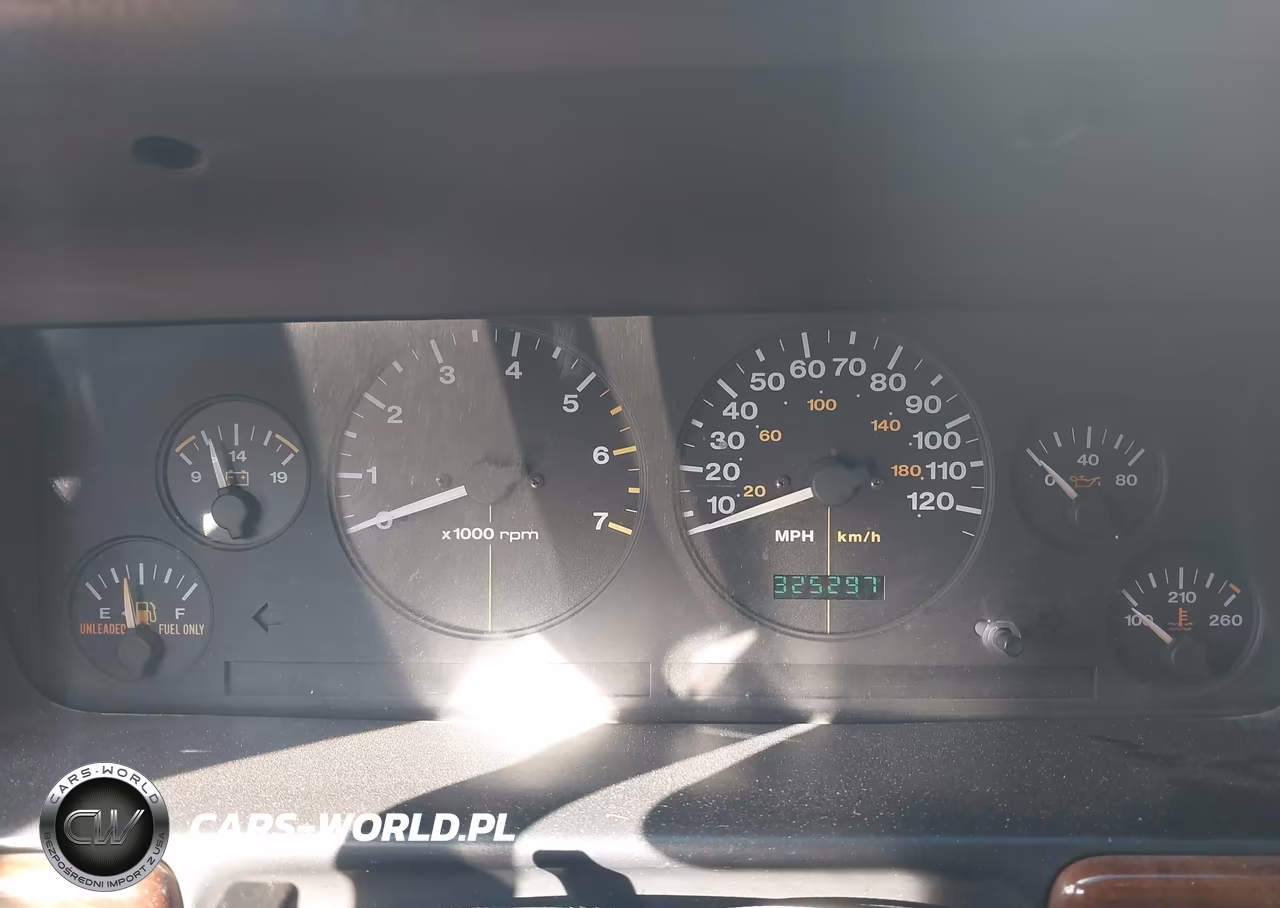 1998 Jeep Grand Cherokee Laredo VIN:1J4FX48S9WC236246 - 7