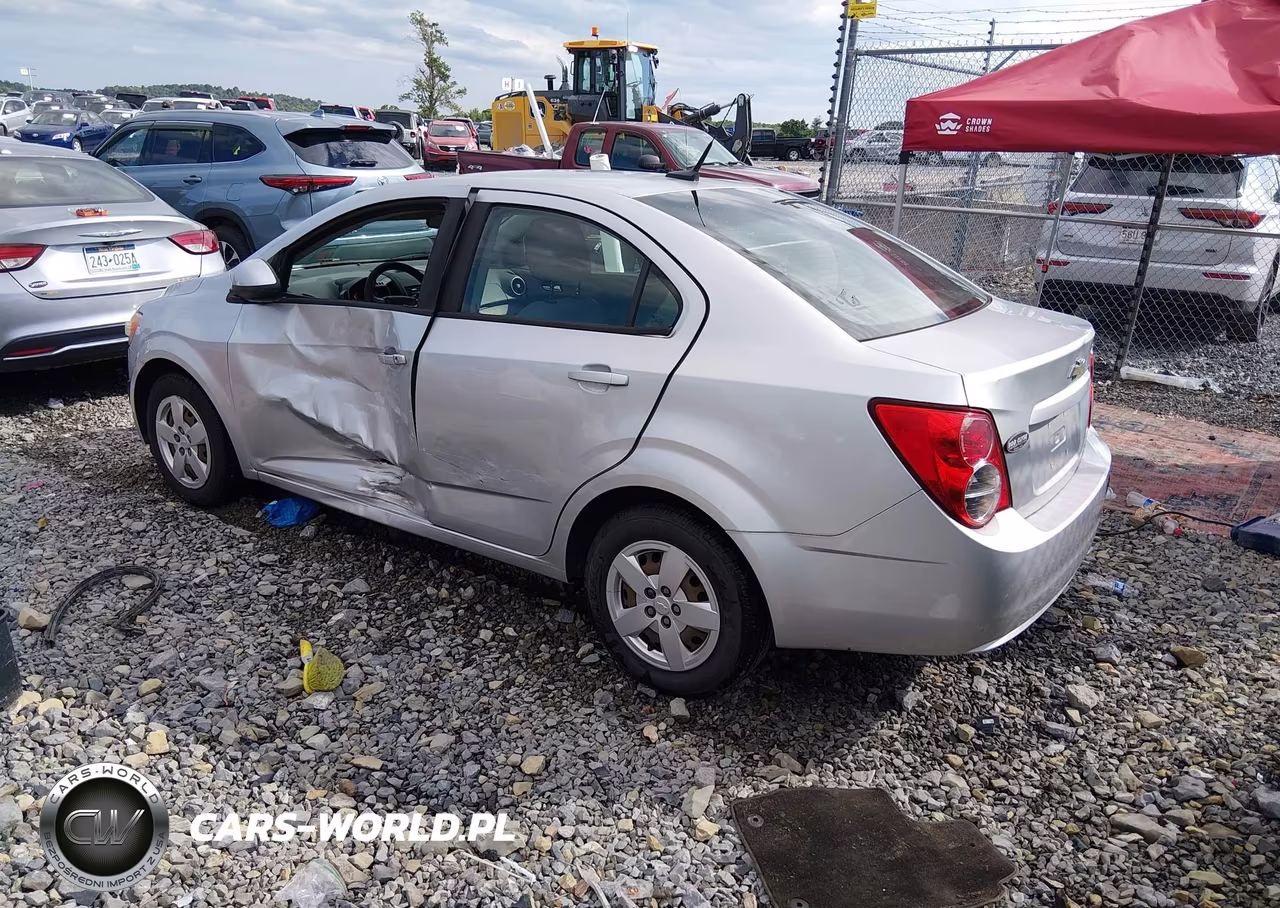 2014 Chevrolet Sonic Ls Auto VIN:1G1JA5SHXE4238934 - 3