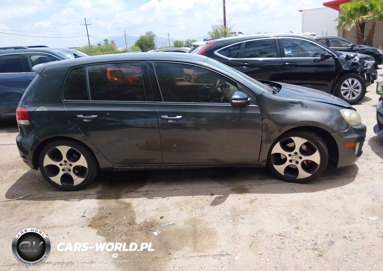2011 Volkswagen Gti 4-Door VIN:WVWGD7AJ1BW113636 - 12
