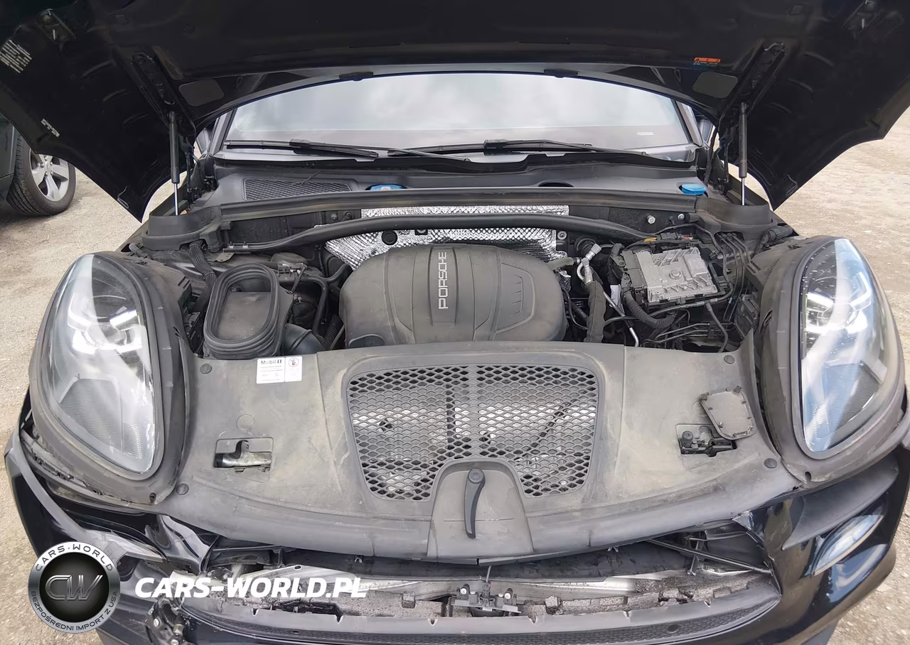 2020 Porsche Macan VIN:WP1AA2A50LLB02259 - 10