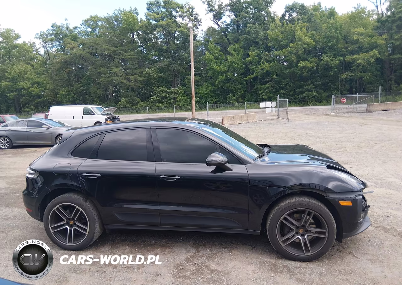 2020 Porsche Macan VIN:WP1AA2A50LLB02259 - 13