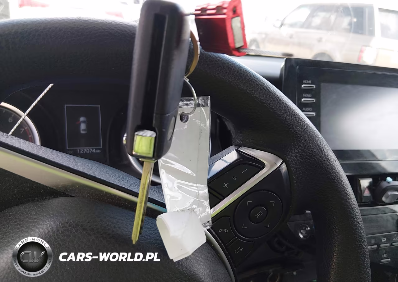 2022 Toyota Camry Le VIN:4T1C11AKXNU044891 - 11