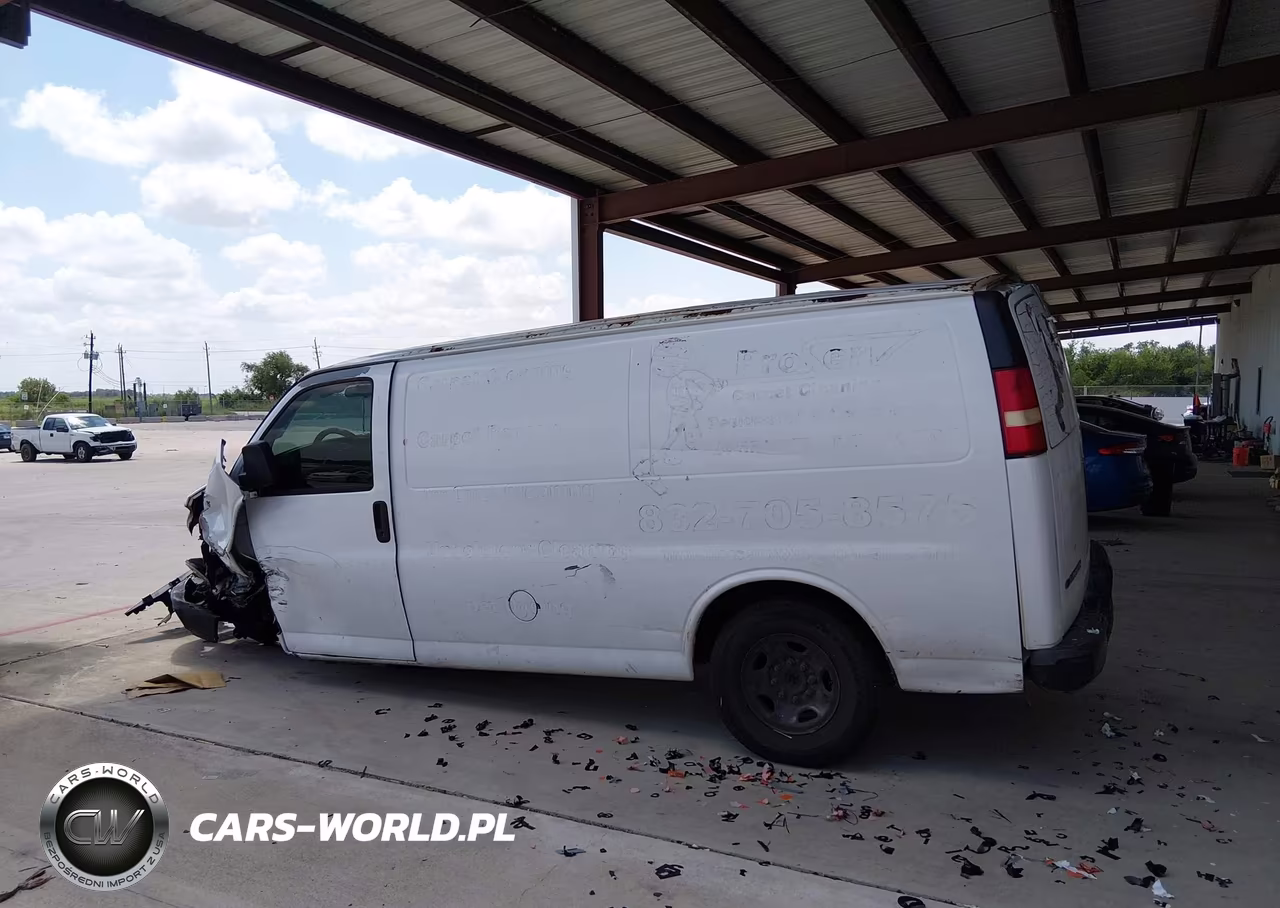 2009 Chevrolet Express Work Van VIN:1GCGG25CX91130514 - 14