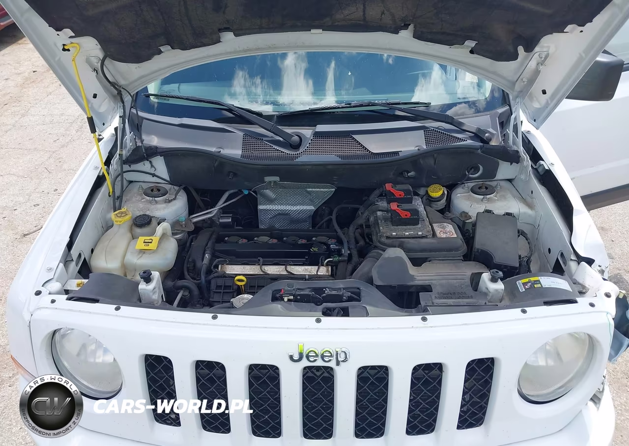 2014 Jeep Patriot Latitude VIN:1C4NJPFB9ED603744 - 10