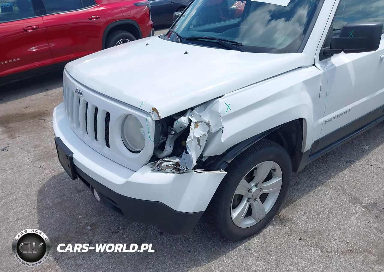2014 Jeep Patriot Latitude VIN:1C4NJPFB9ED603744 - 6