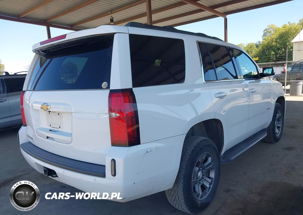 2018 Chevrolet Tahoe Ls VIN:1GNSKAEC3JR335107 - 4
