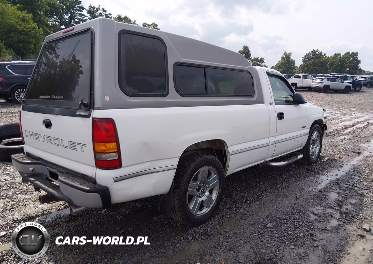 1999 Chevrolet Silverado C1500 VIN:1GCEC14W2XE172934 - 4