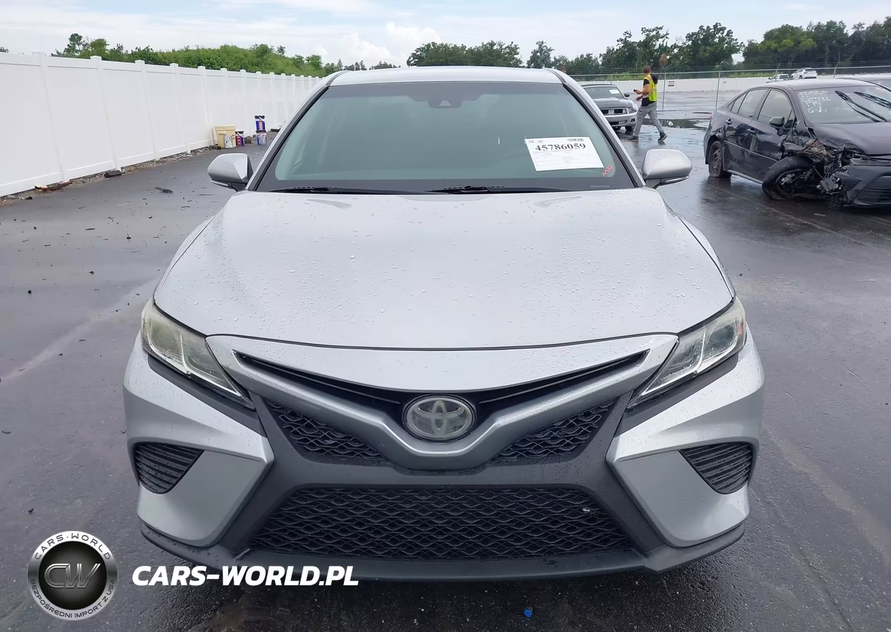 2018 Toyota Camry Se VIN:4T1B11HKXJU118323 - 12