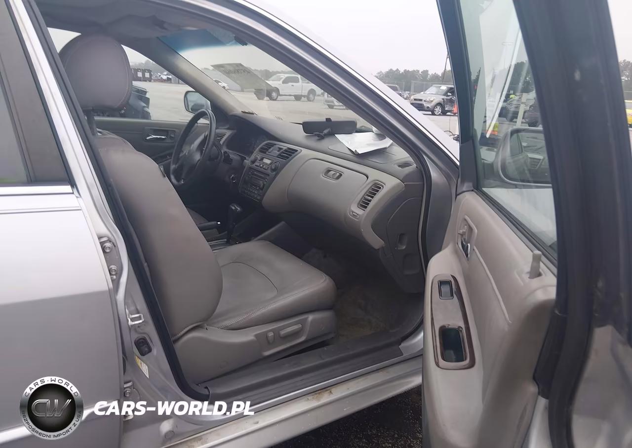 2002 Honda Accord 3.0 Ex VIN:1HGCG16552A020244 - 5