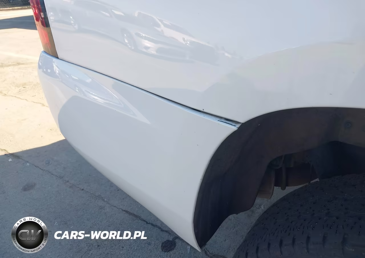 2018 Chevrolet Tahoe Commercial Fleet VIN:1GNSKFEC3JR375734 - 12