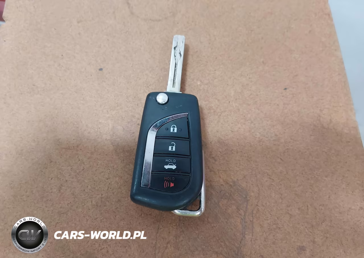 2018 Toyota Camry Le VIN:4T1B11HK9JU520589 - 11