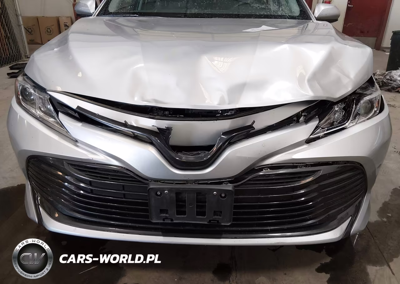 2018 Toyota Camry Le VIN:4T1B11HK9JU520589 - 6