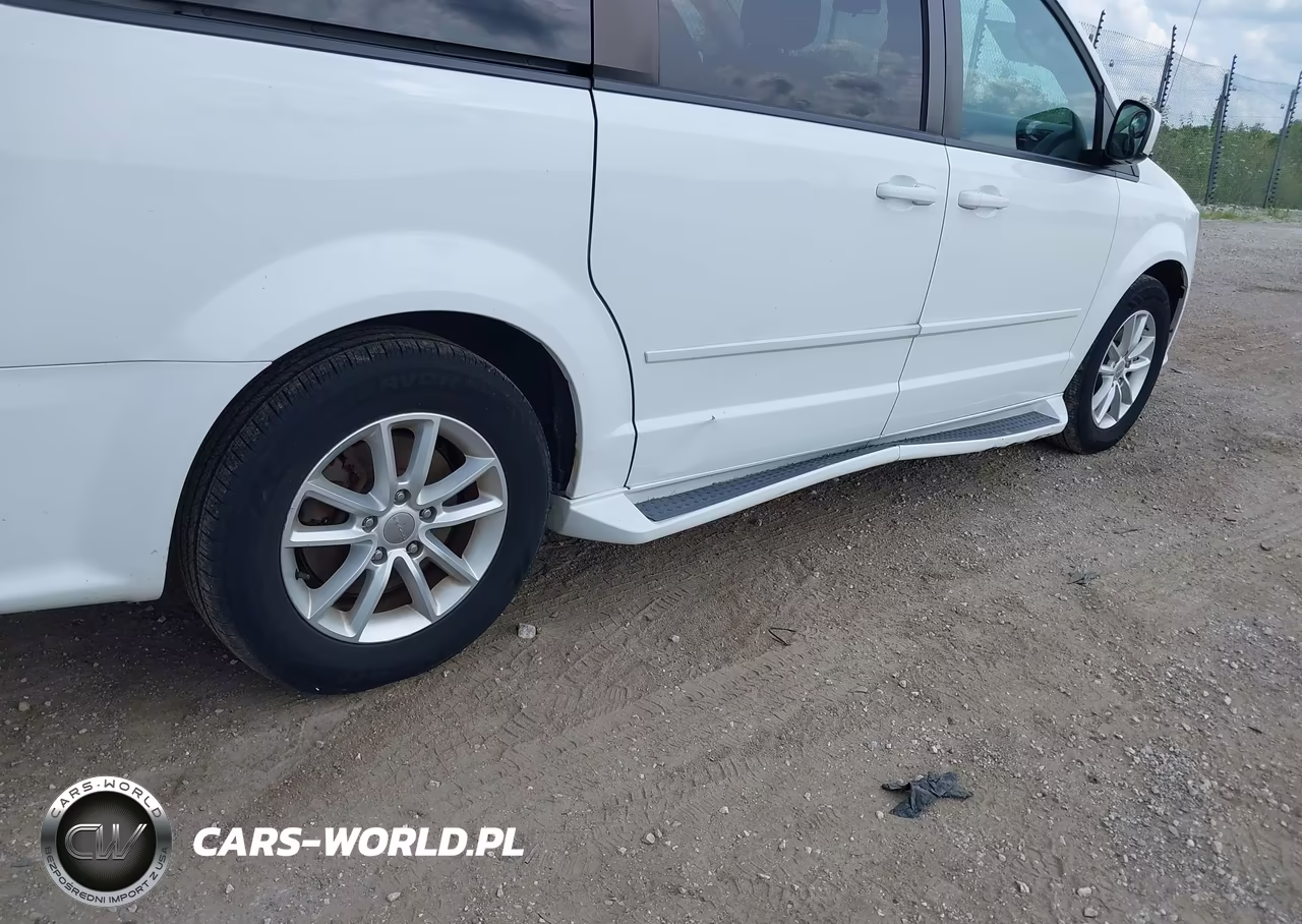 2015 Dodge Grand Caravan Sxt VIN:2C4RDGCG2FR585305 - 6