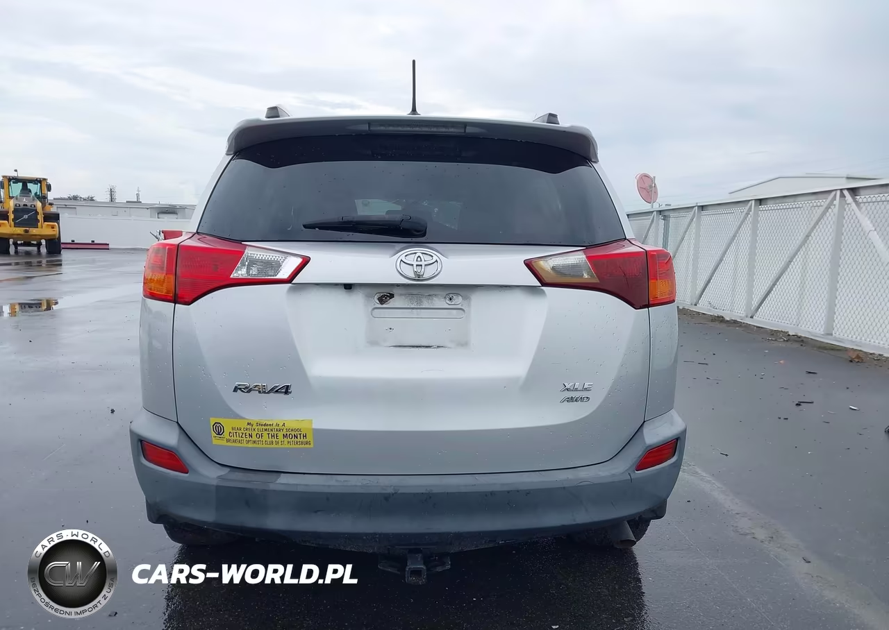 2015 Toyota Rav4 Xle VIN:2T3RFREV2FW404355 - 16