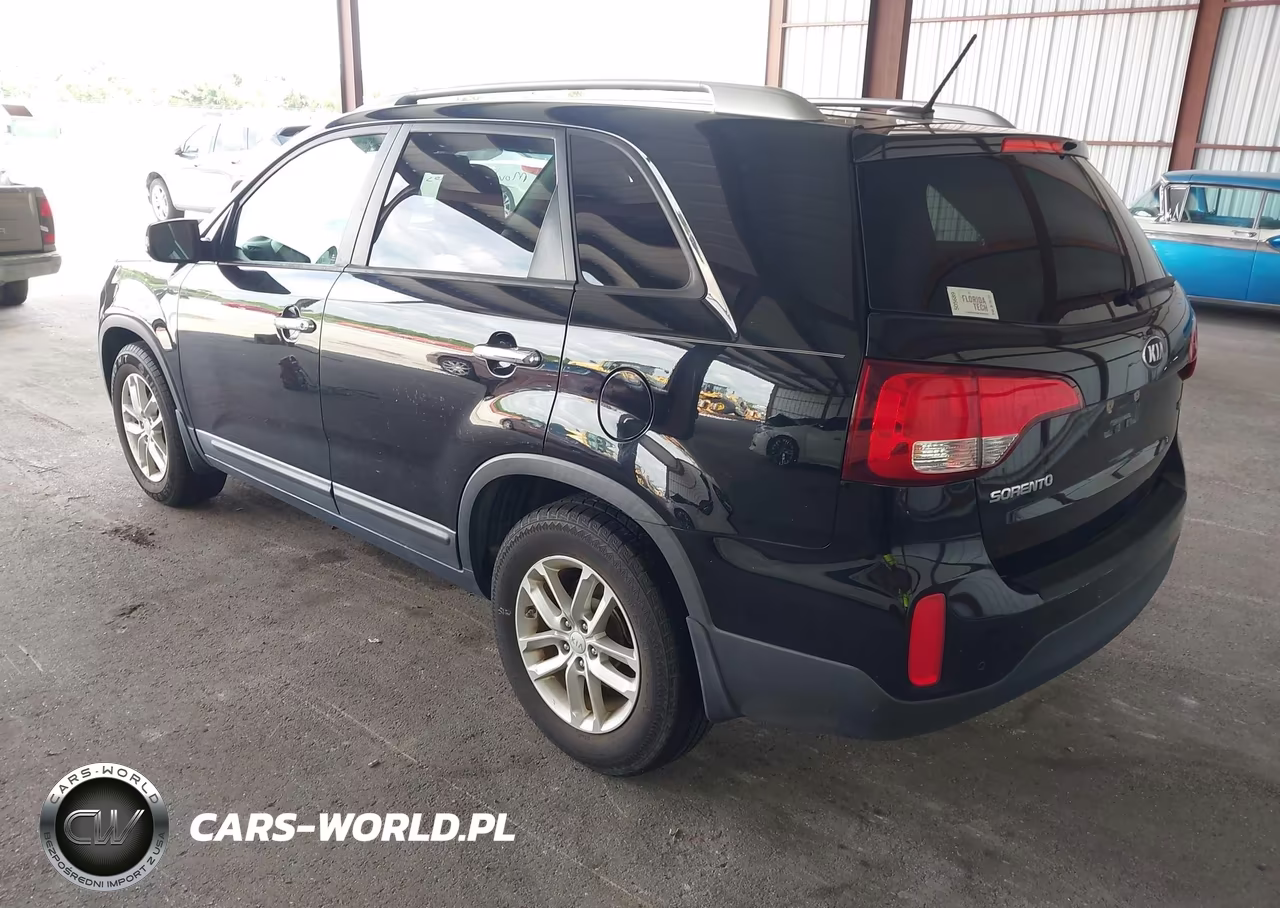 2014 Kia Sorento Lx VIN:5XYKT4A6XEG452386 - 3