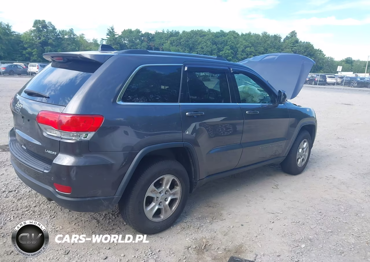 2017 Jeep Grand Cherokee Laredo VIN:1C4RJFAG8HC602822 - 14