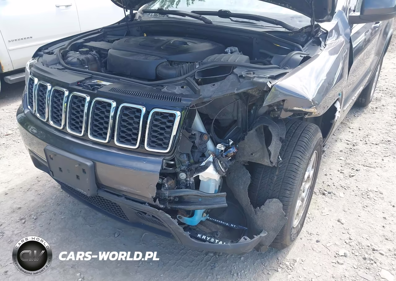 2017 Jeep Grand Cherokee Laredo VIN:1C4RJFAG8HC602822 - 6