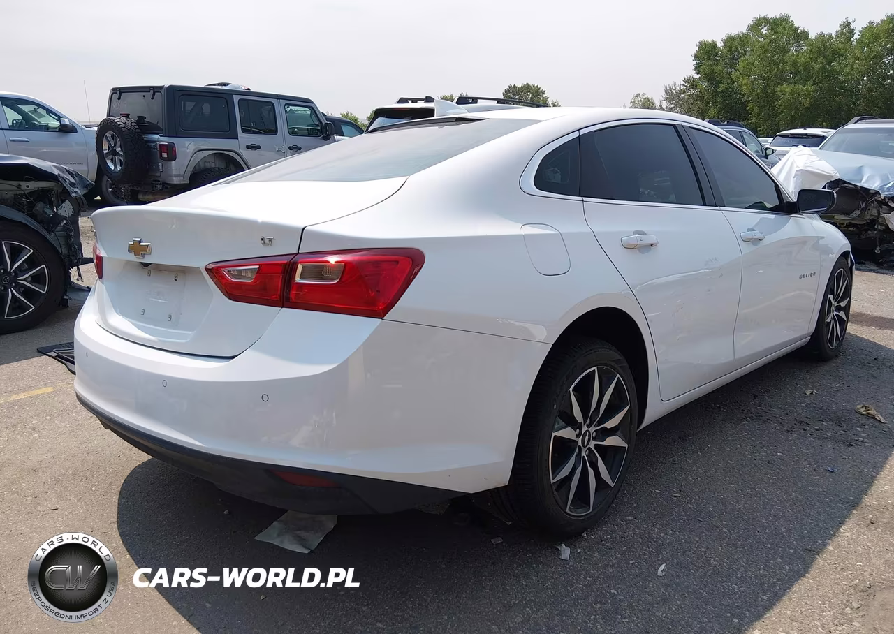 2018 Chevrolet Malibu Lt VIN:1G1ZD5ST5JF236649 - 4