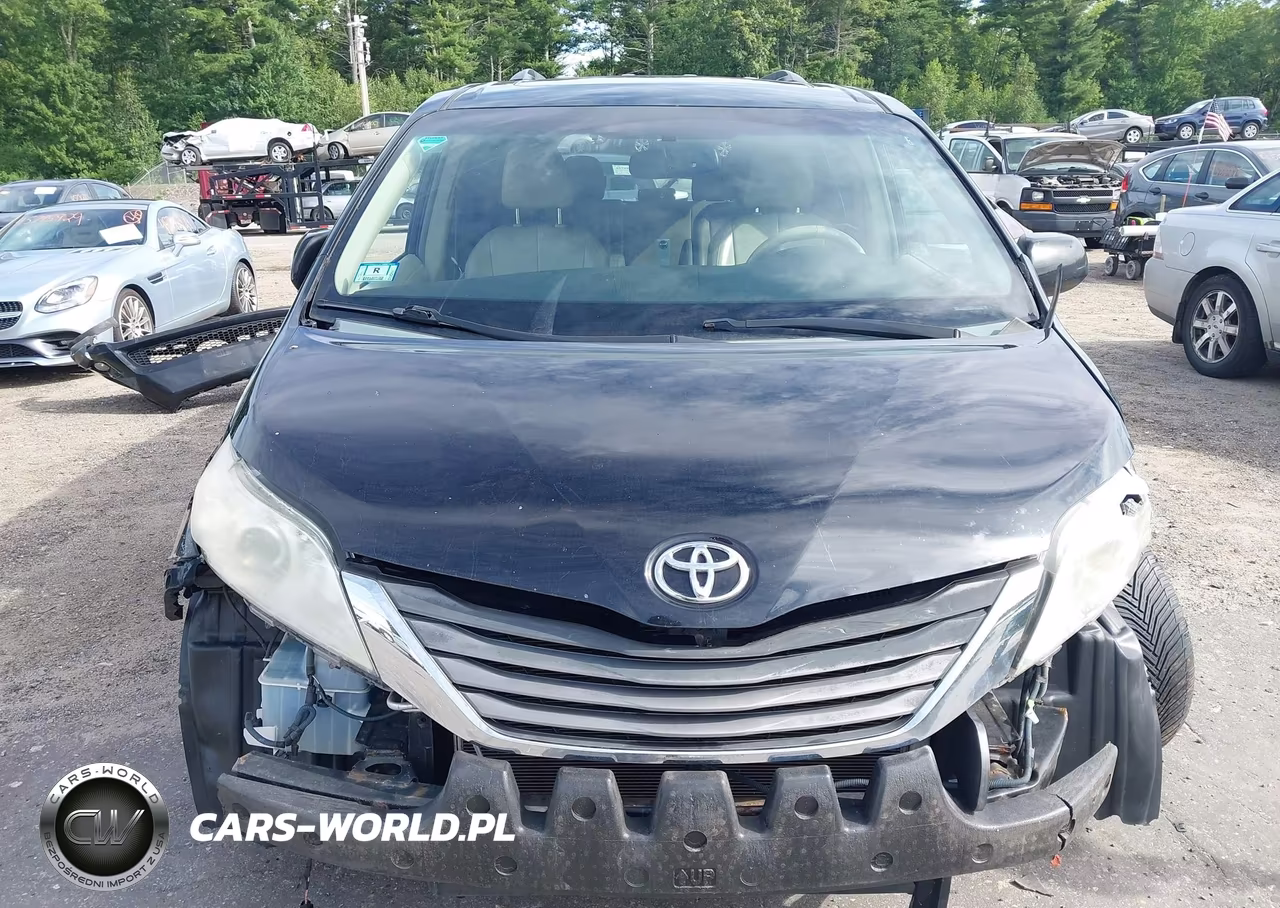 2011 Toyota Sienna Xle VIN:5TDDK3DC4BS014064 - 13